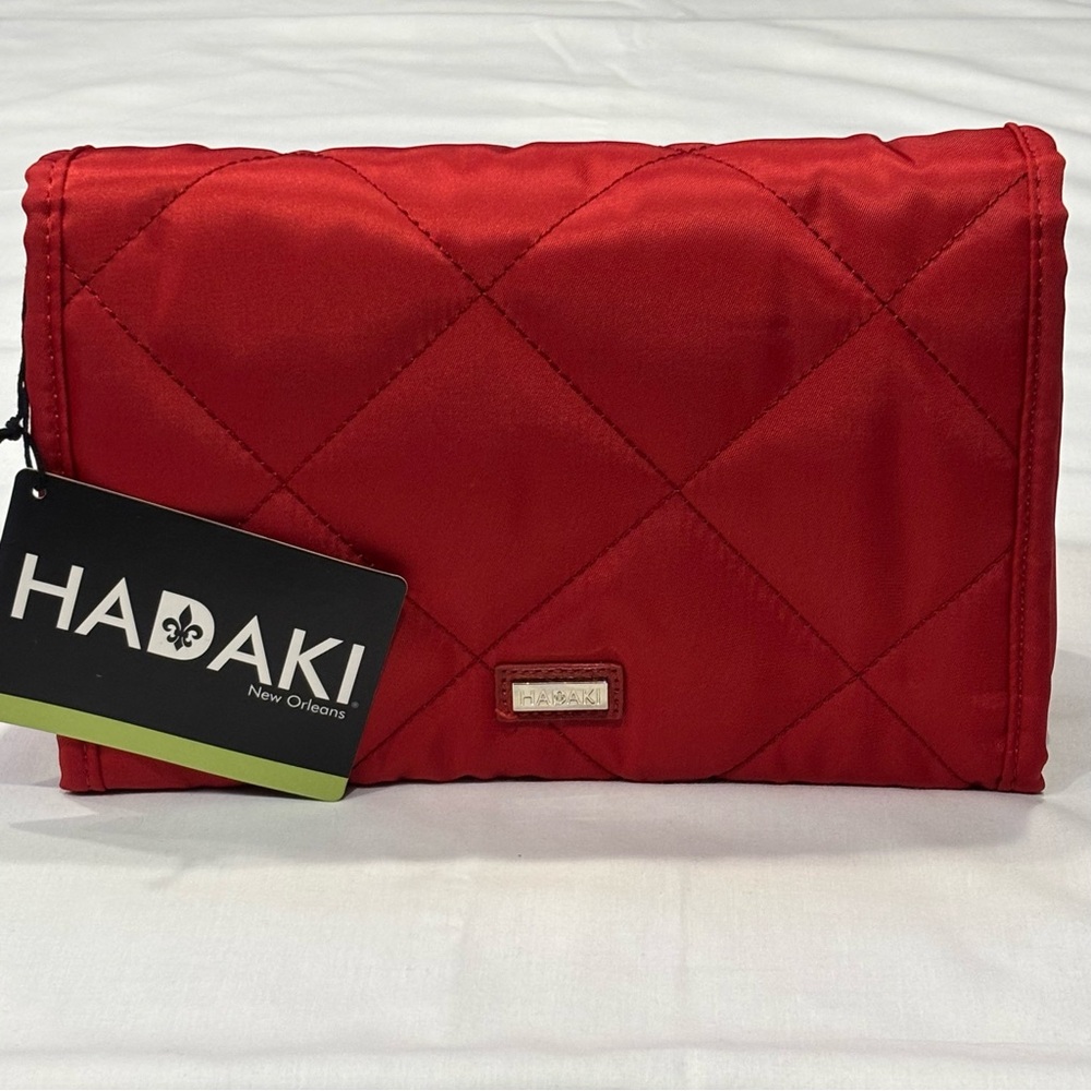 Hadaki Quilted Hanging Toiletry Bag - Formula Red - Travel Cosmetic Organizer